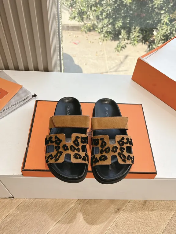 Hermes Shoe 